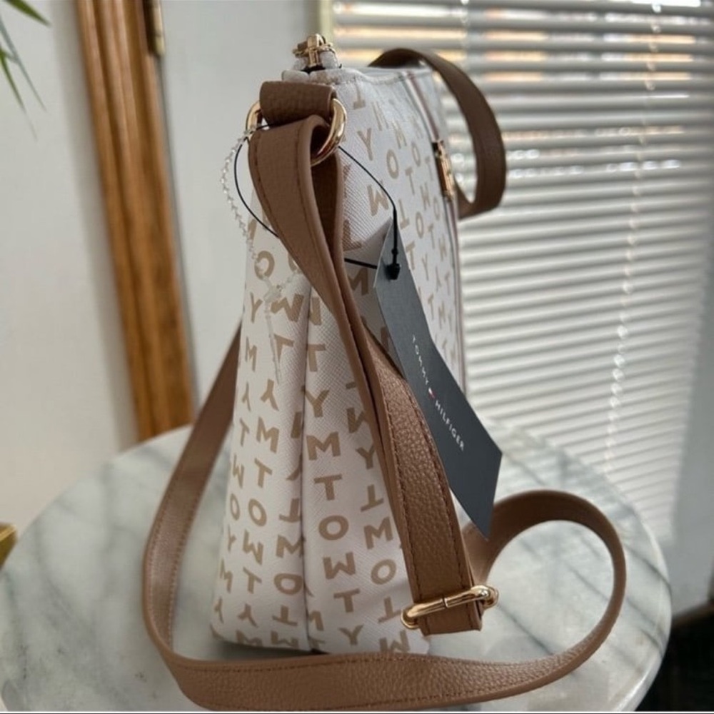 Tommy Hilfiger Monogram Tan and White Crossbody Bag - Picture 3 of 6